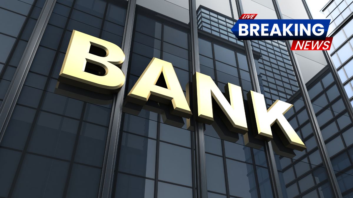 Are banks closed on Christmas Eve 2025?